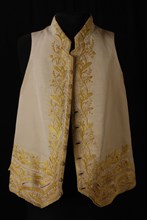 Men's vest in cream-colored rips silk, embroidered in yellow and cream, vest outerwear men's clothing silk shoulder, waist