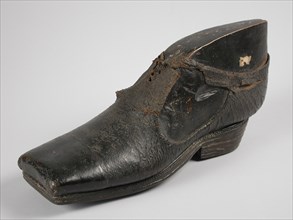 Very large black leather shoe, worn by the Giant of Lekkerkerk, shoe footwear men's clothing clothing leather, Very large black