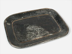 metal worker: Gresnich, Rectangular black tin tray, tray leaf kitchen utensils miniature toy relaxant model metal paint, struck