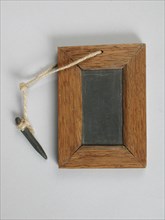 Te Poel, Miniature oak frame with slate to write on, slate miniature kitchenware toy relaxation tool model wood oak slate, sawn