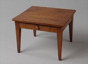Te Poel, Oak miniature kitchen table, table furniture miniature toy relaxant model wood oak brass, molded Rectangular tray