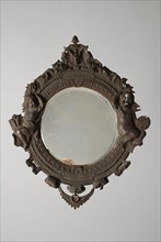 sculptor: Leo Paulus Johannes Stracké, Design for round mirror with driven copper frame, mirror interior design glass copper