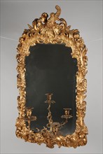 Gold plated wooden rococo mirror frame, interior mirror wood linden wood gold leaf gold paint 105,0, Shell and flower decoration