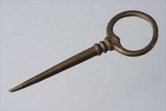 Brass corkscrew, corkscrew tool kit soil found brass metal, cast brass corkscrew Round eye on conical pin at the end tiny slant
