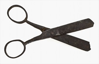 Small hinge scissors with oval eyes, scissor cutting tool soil finds iron metal, Marked on the inside with, F-shape archeology