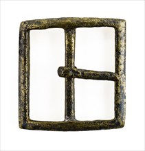 Buckle with square brace, middle post and angel, buckle fastener component soil find copper metal, archeology