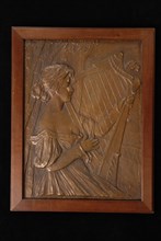 L.F. Edema van der Tuuk (Noordwolde 1872 - Hillegersberg 1942), Bronze plaque by L.F. Edema van der Tuuk, woman with harp