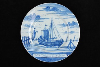 Manufacturer: De Porceleyne Bijl, Series of twelve plates with blue herring industry scenes: No 2. The Fictaljeren van de