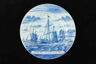 Manufacturer: De Porceleyne Bijl, Series of twelve plates with blue herring industry scenes: No 6. Zeeschuijt on the Neering