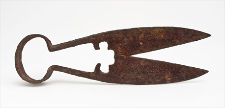 Iron scissors, squeeze scissors, pinch cutter scissor cutting tool soil finds iron metal, archeology cut
