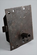 Iron sheet fender lock with rectangular lock plate, one lap and curl, door lock padlock lock closing device iron, handforged