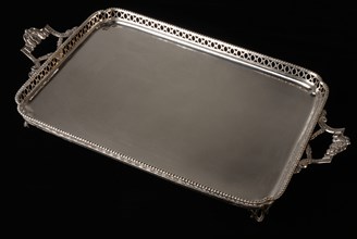 Silversmith: Rudolph Sondag, Silver tray on legs with two handles, tray top holder silver, cast, beaded edge handles