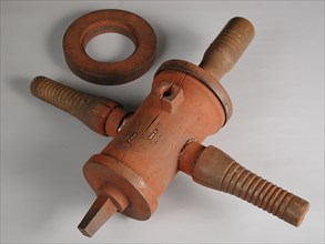 Four-piece bronze mold of 12 liters measuring jug, cast molding tool tools base metal bronze, cast turned Four-piece bronze mold