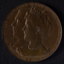 Manufacturer: Nederlandsche Fabriek van Gouden en Zilveren Werken J.A.A. Gerritsen, Medal on the wedding of Queen Wilhelmina