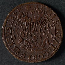 Medal on the atrocities committed by soldiers of Mendoza, jeton utility medal penny exchange buyer, three naked giants try