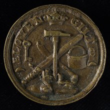 Medal of the guild of the forge of St. Eloy in Amsterdam, guild penny penning identification carrier brass, cast, crowned hammer