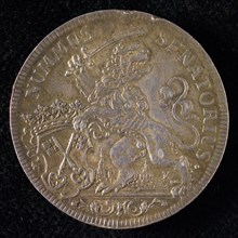 VroedschapsMedal from Leiden, tooling medal penning identification carrier silver, climbing lion with scimitar and crowned city