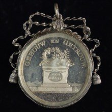 Medal on the preserved peace in the city of Rotterdam, penning visual material silver glass, Penning in glass and silver border