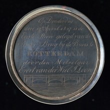 design: Pieter Roosing, Medal on the laying of the first stone of the bridge at the Stock Exchange in Rotterdam, penning footage