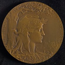 J.C. Chaplain (1839 - 1909), Medal in memory of the World's Fair in Paris in 1900, medallion medal bronze, To the right turned