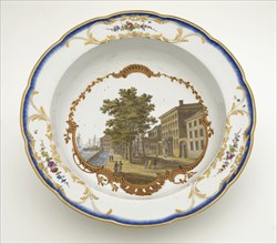 Porzellan-Manufaktur Meissen, Dish with image of the head office of the Dutch East India Company (Oost-Indisch Huis)