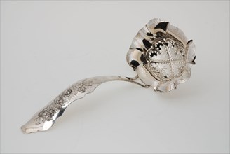 silversmith: J. Lang & C. Koops, Silver scatter spoon, spoon cutlery silver, driven sawn engraved Shallow bin with convex wave