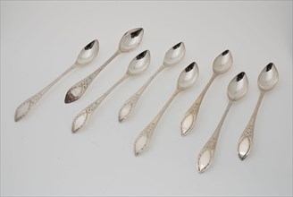 Silversmith: Laurens Koster, Eight teaspoons with master mark LK, teaspoon table spoon equipment silver, rolled engraved mashed