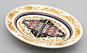 Manufacturer: Petrus Regout & Co. (De Sphinx), Multicolored oval dish with NOF, bowl crockery holder ceramic pottery glaze