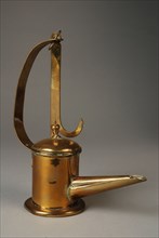 geelgieter, Brass oil lamp or snub nose, reservoir, spout, large hook and bracket, oil lamp light illuminator brass copper metal