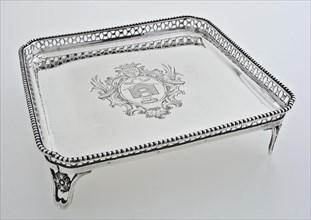 Rudolph Sondag, Silver leaf, with engraving of the Rotterdam bread, pies and cuckoo's guild, tray tray holder silver, Cabaret