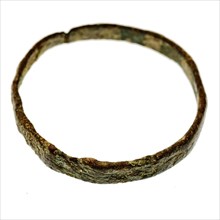 Thin ring of copper or bronze, irregular in shape, ring ornament clothing accessory clothing soil find bronze copper metal, Thin