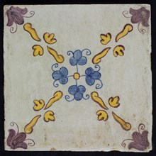 F.J. Kleyn, Ornament tile, clovers, Rotterdammer cross rose, corner motif flower?, wall tile tile sculpture ceramic earthenware