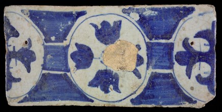 Border tile, blue, decoration with circles and flowers, border tile wall tile tile sculpture ceramic earthenware glaze, baked 2x