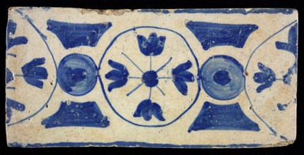 Border tile, blue, decoration with circles and flowers, border tile wall tile tile material ceramics earthenware glaze, baked 2x