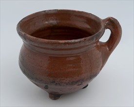 Pottery cooking jug, grape-model, entirely glazed, bandoor, on three legs, cooking pot crockery holder utensils earthenware