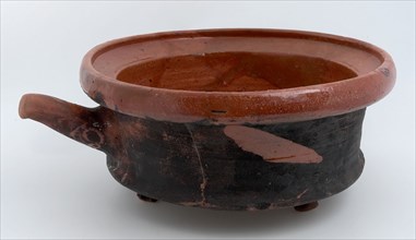 Pottery saucepan, cooking pot, red shard, internally glazed, stem, on three legs, saucepan cooking pot crockery holder