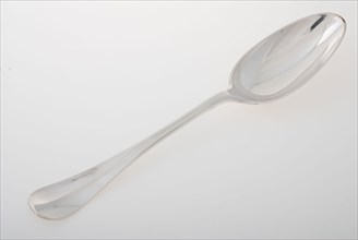 Silversmith: Johannes Verlooven, Silver spoon with oval bowl, spoon cutlery silver, forged Spoon with elongated oval bake