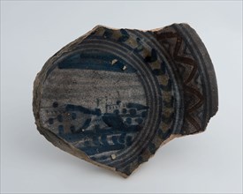 Fragment of dish, polychrome decorated, with landscape as representation, dish crockery holder soil find ceramic earthenware