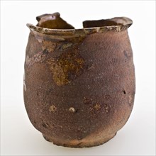 Earthenware cup model ointment jar, red shard, internally glazed, ointment jar pot holder soil find ceramic earthenware glaze
