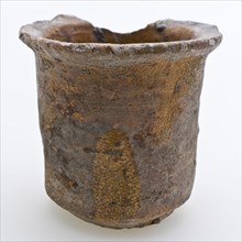 Pottery ointment jar, cylindrical model, red shard, internally glazed, ointment jar pot holder soil find ceramic earthenware