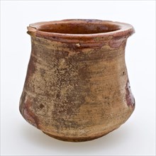 Pottery belly model ointment jar, red shard, internally glazed, ointment jar holder soil found ceramic earthenware glaze lead