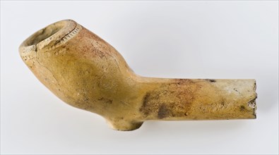 Hendrick Jansz., White clay pipe, marked, with smooth handle, clay pipe smoking equipment smoke floor pottery ceramics pottery