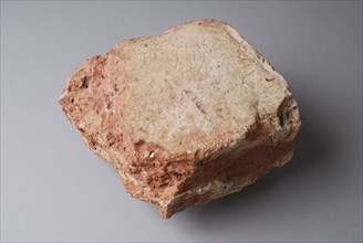 Earthenware brick, mixed shard, from the waste pit of Rotterdam pipe making, cloister mole brick building material earth