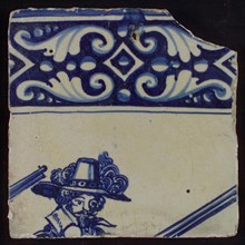 after: gravure van: Jacob de Gheyn II, Tile of tableau with decorated upper edge and man with rifle, tile picture footage
