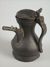 Drinking jug or shelf jug, pipe jug drinkware holder soil find tin, ear 9.5 cast Vertical soldered hollow cupped plinth pear