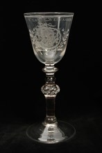 Goblet engraved with three-master, monogram KLB and T 'lands Welvaren., wineglass drinking glass drinkware tableware holder lead