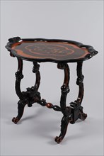Fa. Johann Diedrich Schmidt & Co. en Cord Heinrich Schmidt, Mahogany neo-rococo tea table, table furniture interior design