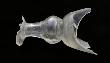 Fragment of goblet with hollow balustere stem, drinking glass drinking utensils tableware holder fragment soil find glass