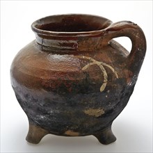 Pottery cooking jug, grape-model on three legs, one ear, decorated with yellow bows on the shoulder, grape cooking pot crockery