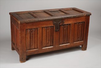 Oak box, chest cabinet furniture furniture interior design oak wood, Case with four Gothic letter panels on the front iron